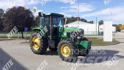 John Deere 7800 Tractors