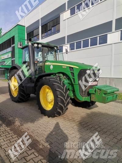 John Deere 8230 Tractors