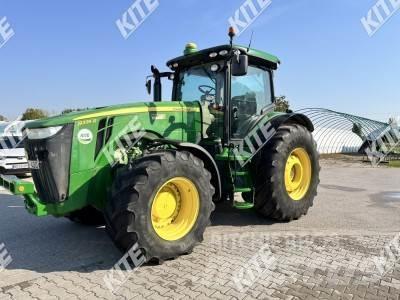 John Deere 8335R Tractors