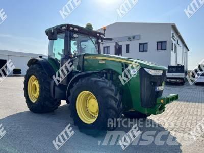 John Deere 8335R Tractors