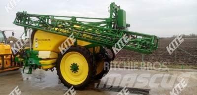 John Deere M740/27M Trailed sprayers