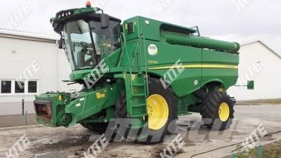John Deere S670 Combine harvesters