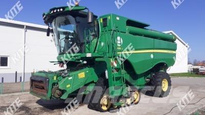 John Deere S680i 4WD Combine harvesters