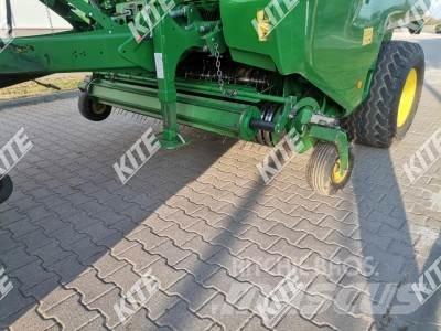 John Deere V451 R Round balers