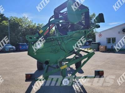 John Deere W540 2WD Combine harvesters