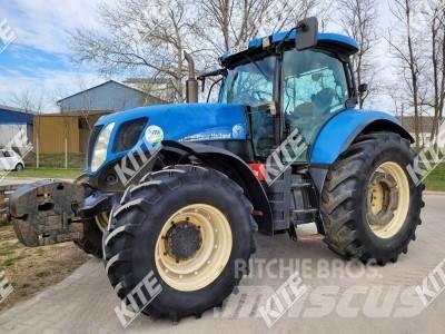 New Holland T7040 Tractors