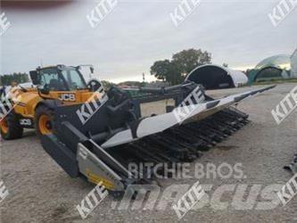 OptiCorn 876 Combine harvester heads