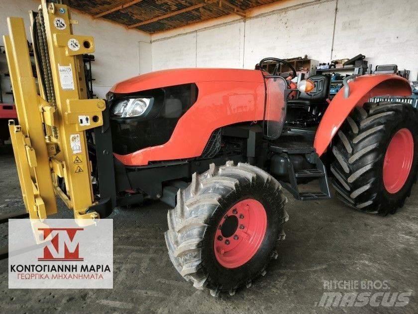 Kubota M6060 Tractors