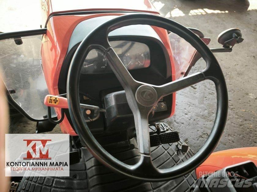 Kubota M6060 Tractors