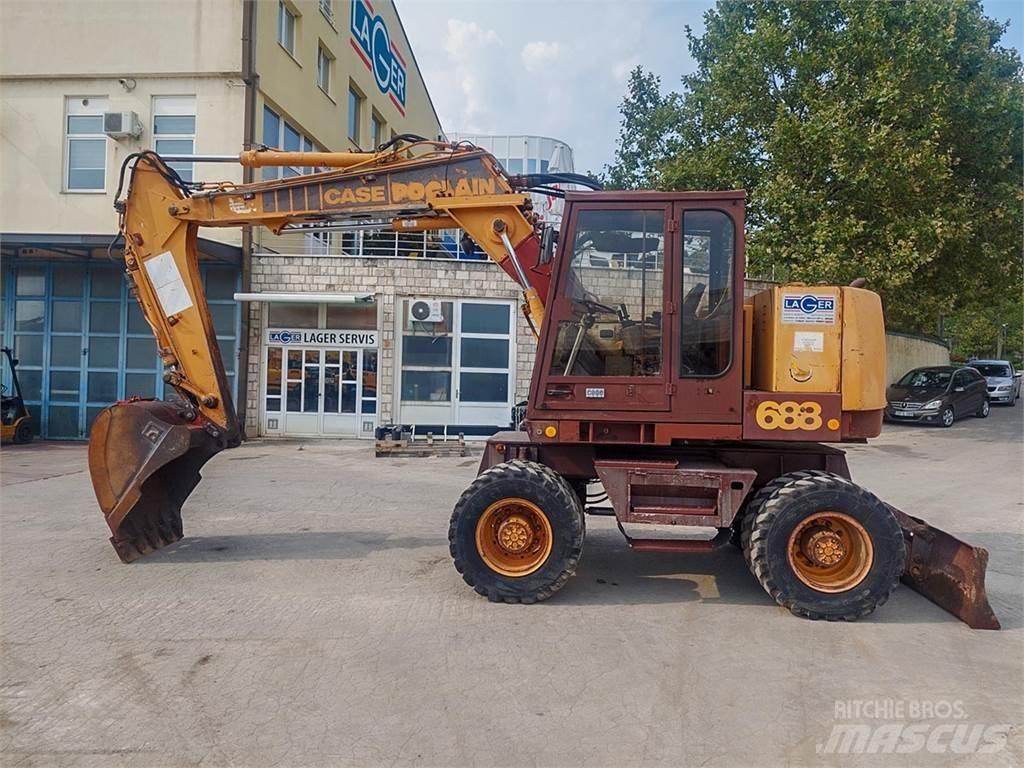 Case Poclain 688P Wheeled excavators