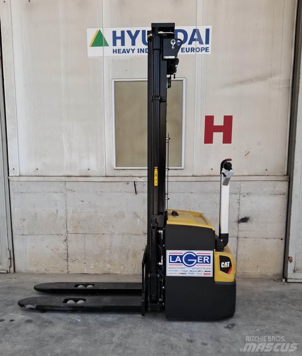 CAT NSP16N2 Low lifter
