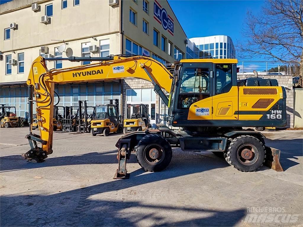 Hyundai HW160 Wheeled excavators