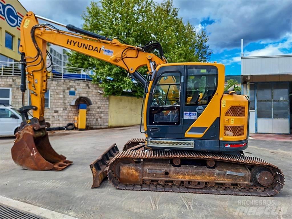 Hyundai HX145LCR Crawler excavators