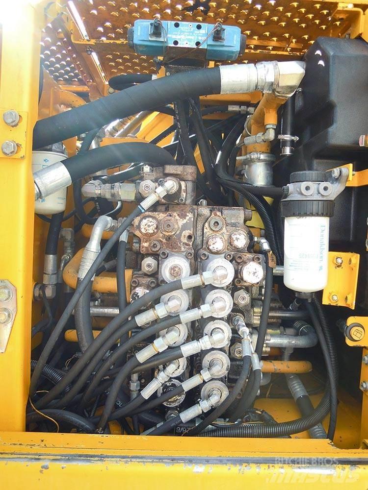 JCB JZ255NC Crawler excavators