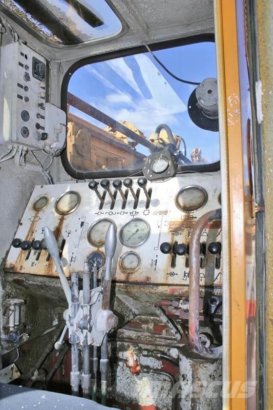  SALZGITTER LB 406 Drilling equipment accessories and spare parts