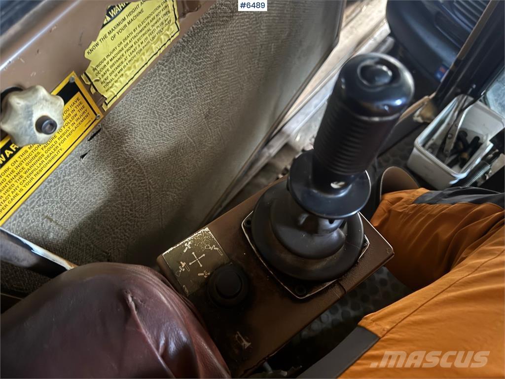 CAT 205 LC Crawler excavators