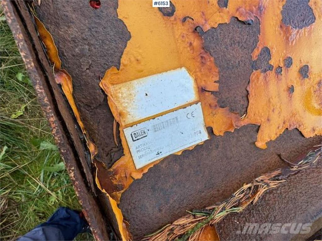 Dalen Strøkasse Snow blades and plows