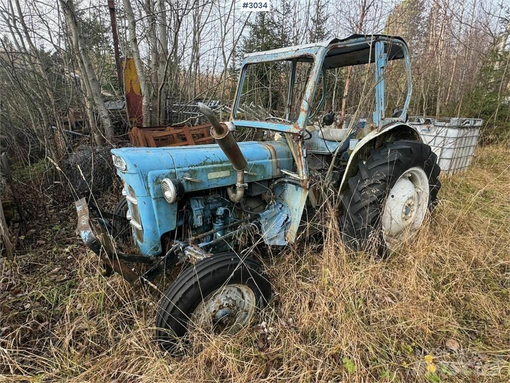 Ford Super Dexta Tractors