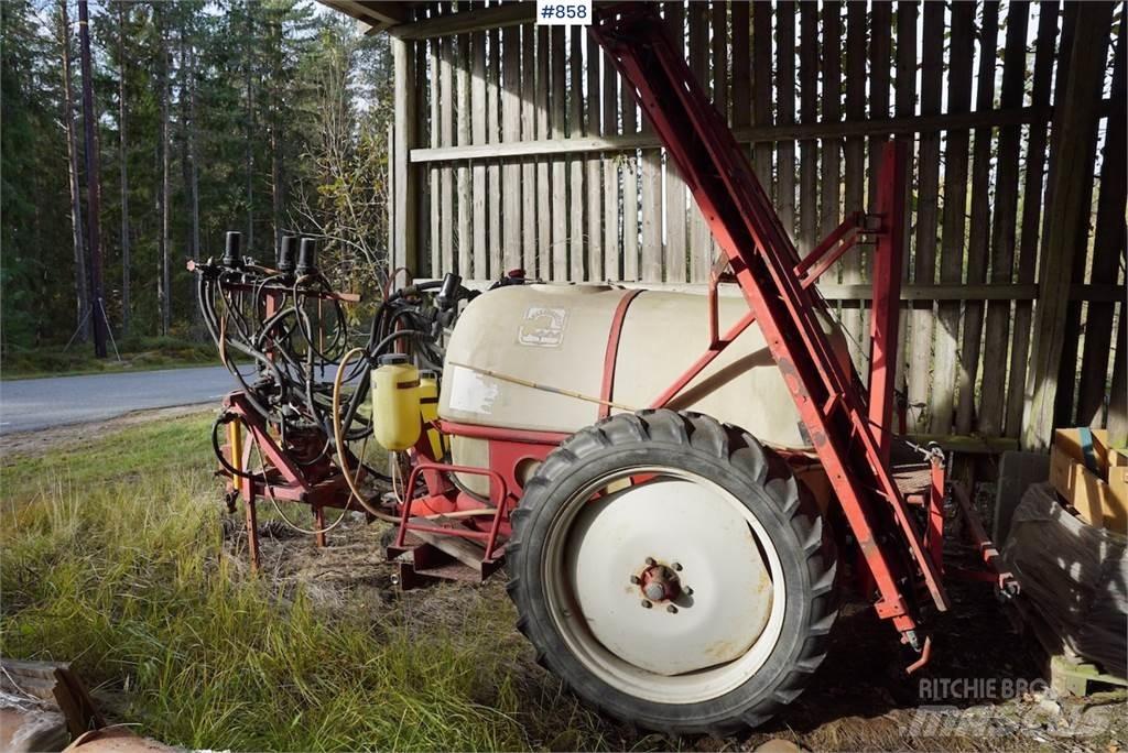 Hardi 1500L Drills