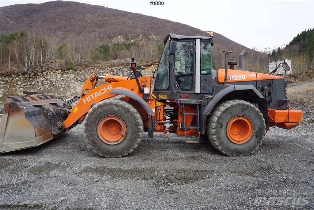 Hitachi ZW220 Wheel loaders