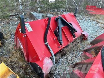 Igland DS 1400 Snow blades and plows