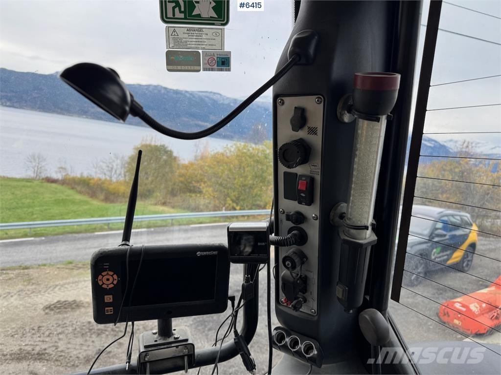 JCB 8310 Fastrac Tractors