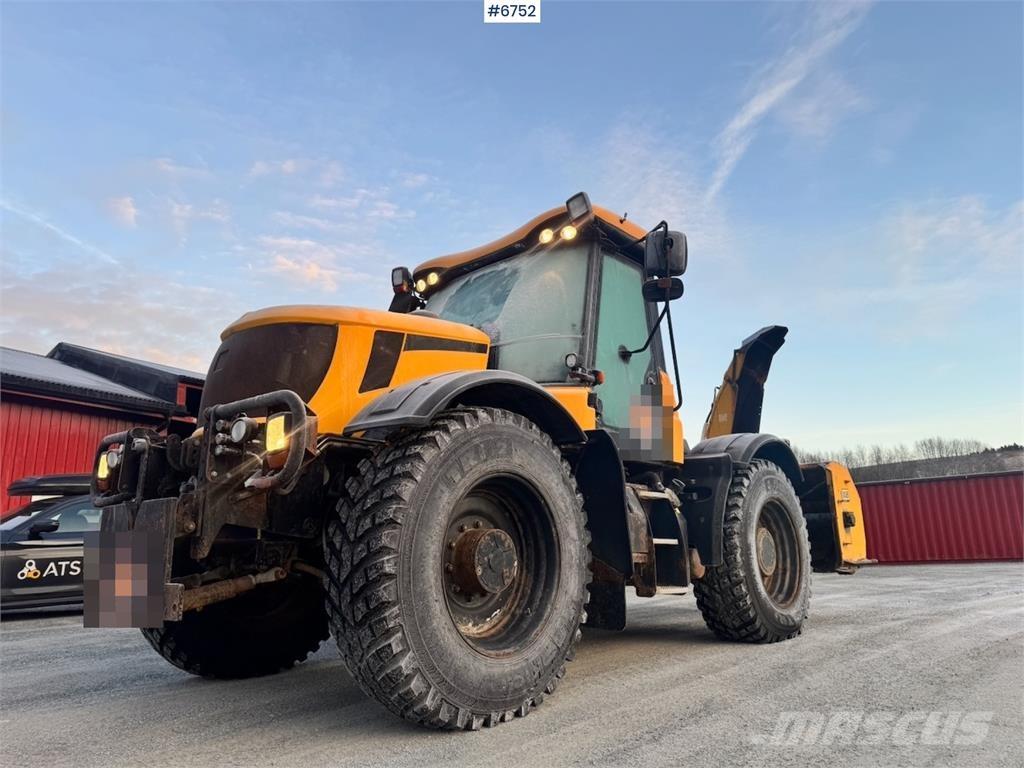JCB Fastrac 3230 Tractors