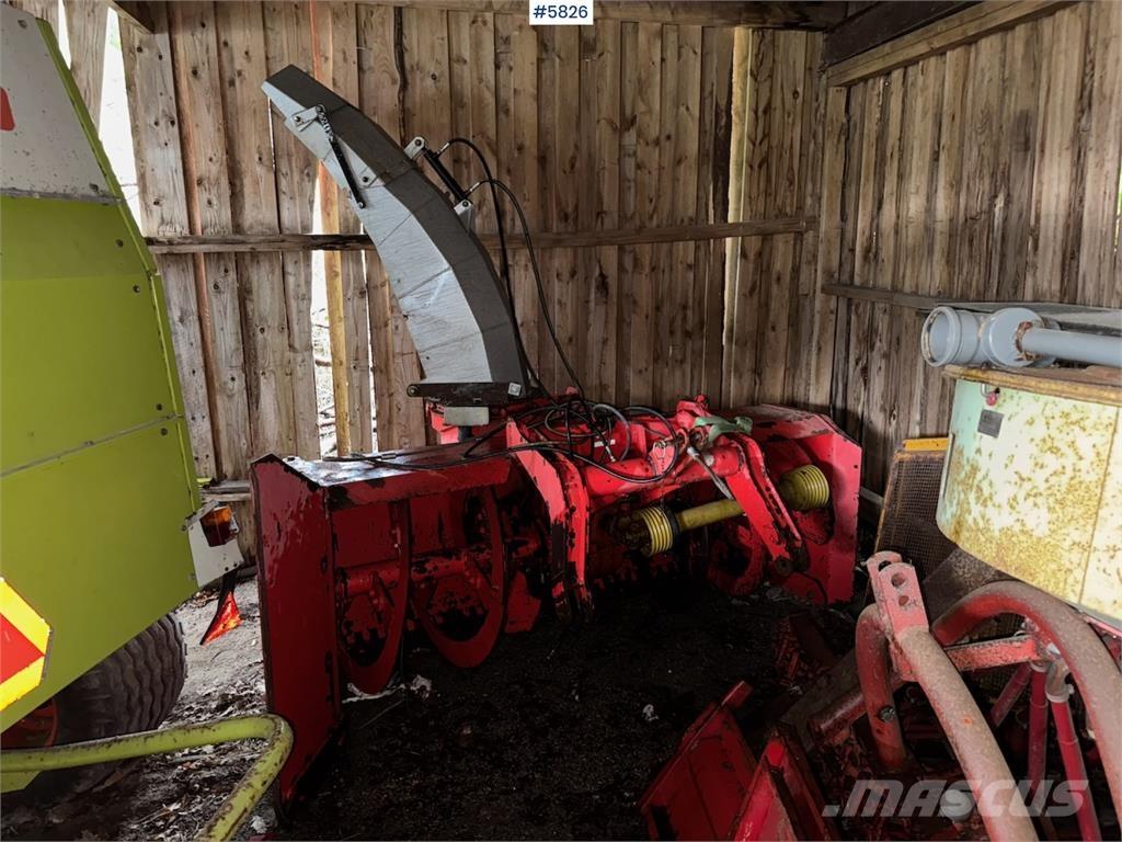 Nokka LR 4271 Snow blades and plows