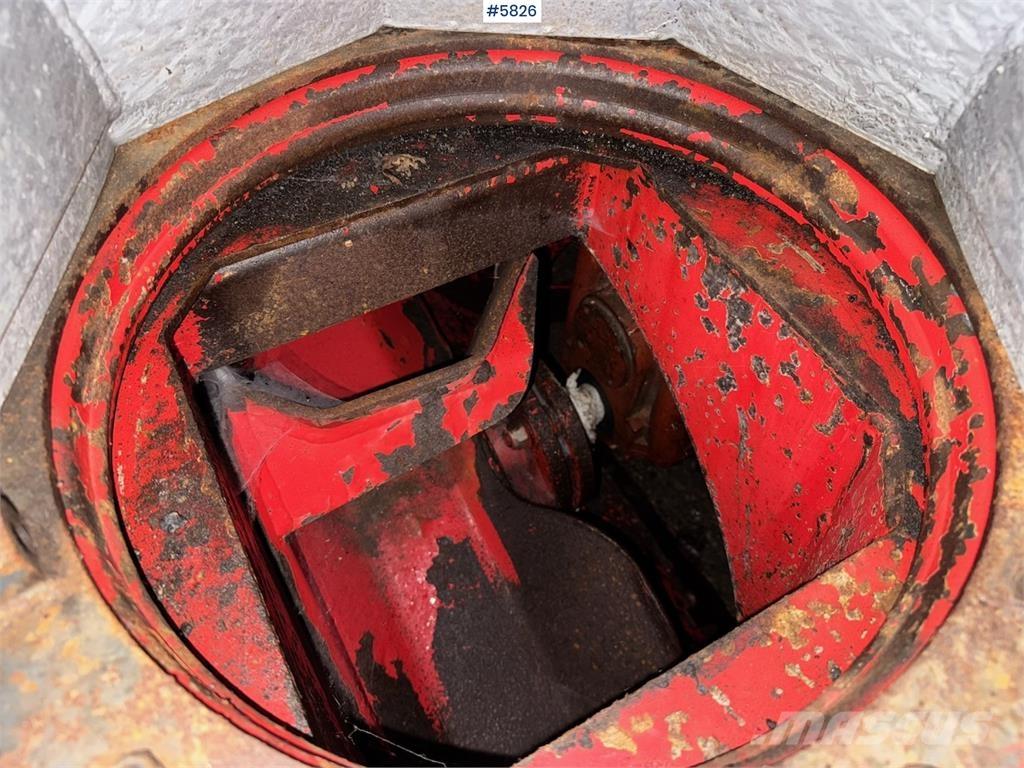 Nokka LR 4271 Snow blades and plows