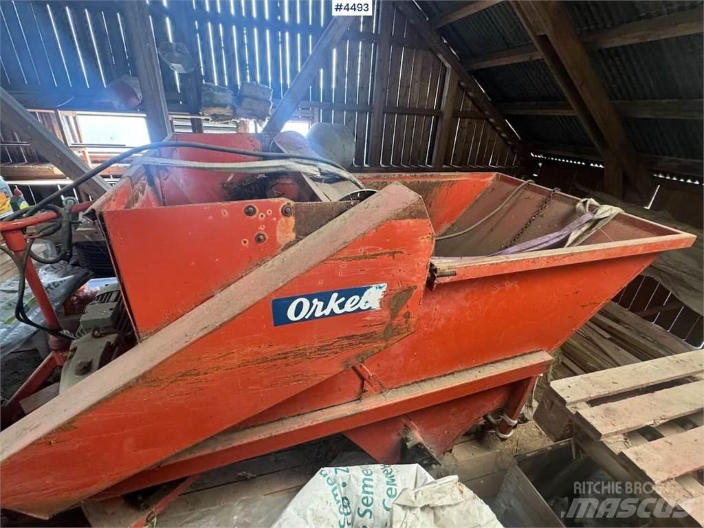 Orkel F2 Feed mixer