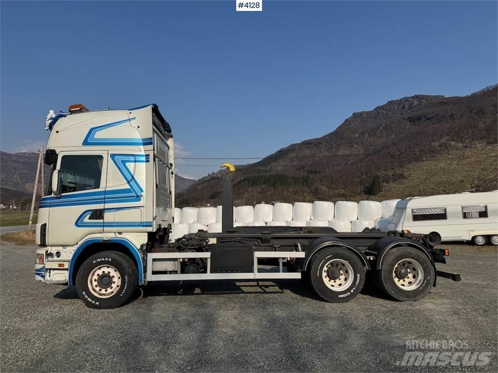 Scania 144G Box trucks