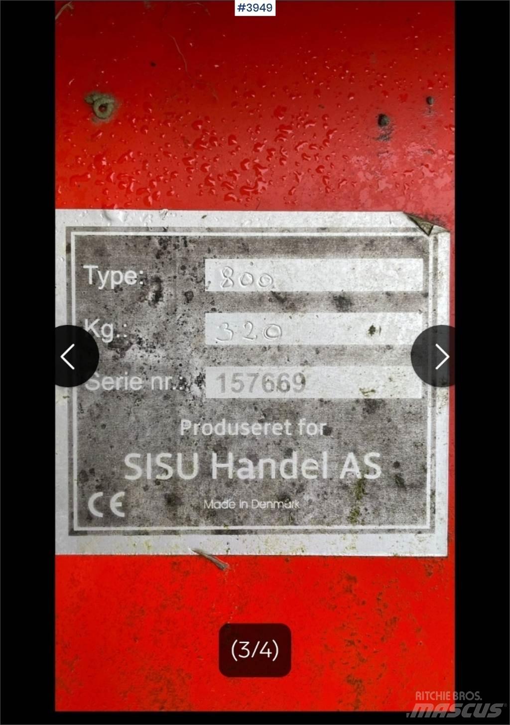 Sisu 800 Other road and snow machines
