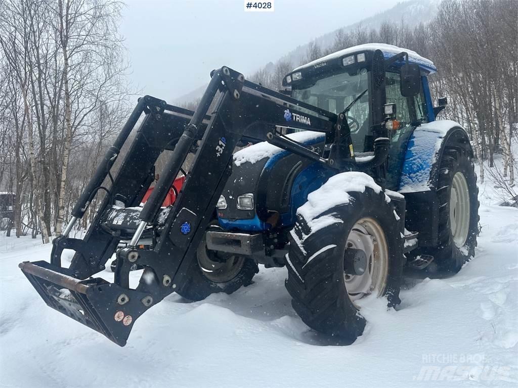 Valtra N122 Tractors