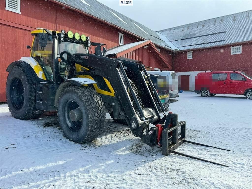 Valtra T255 Tractors