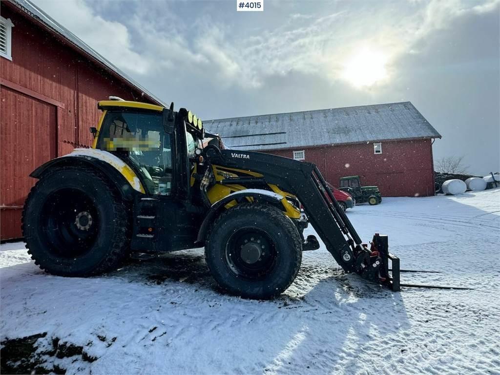 Valtra T255 Tractors