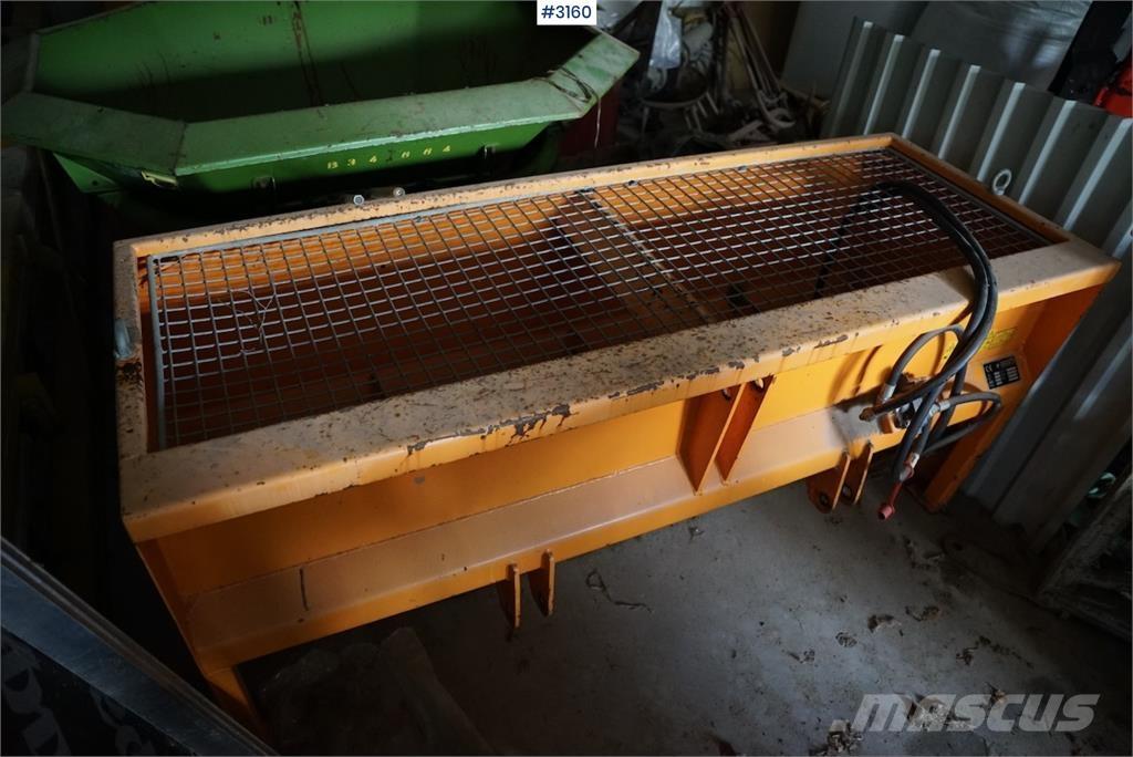  Westbjörn 2000 Snow blades and plows