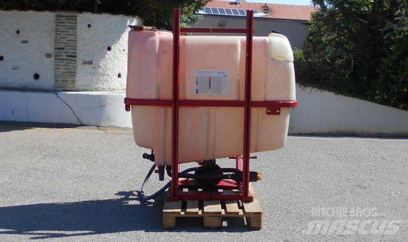 Bargam 600 Trailed sprayers