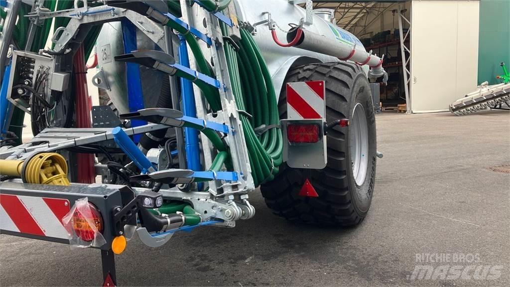 Bauer P 92 Slurry tankers