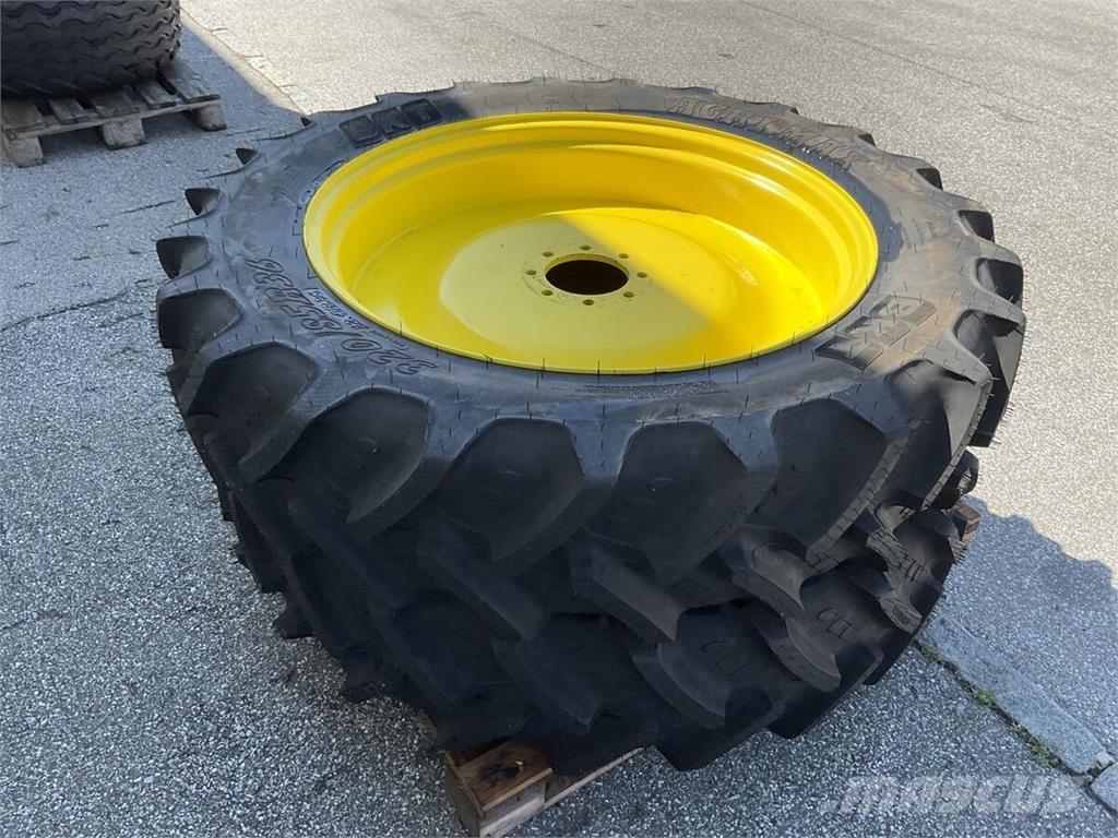 BKT 320/85R36 Tyres, wheels and rims