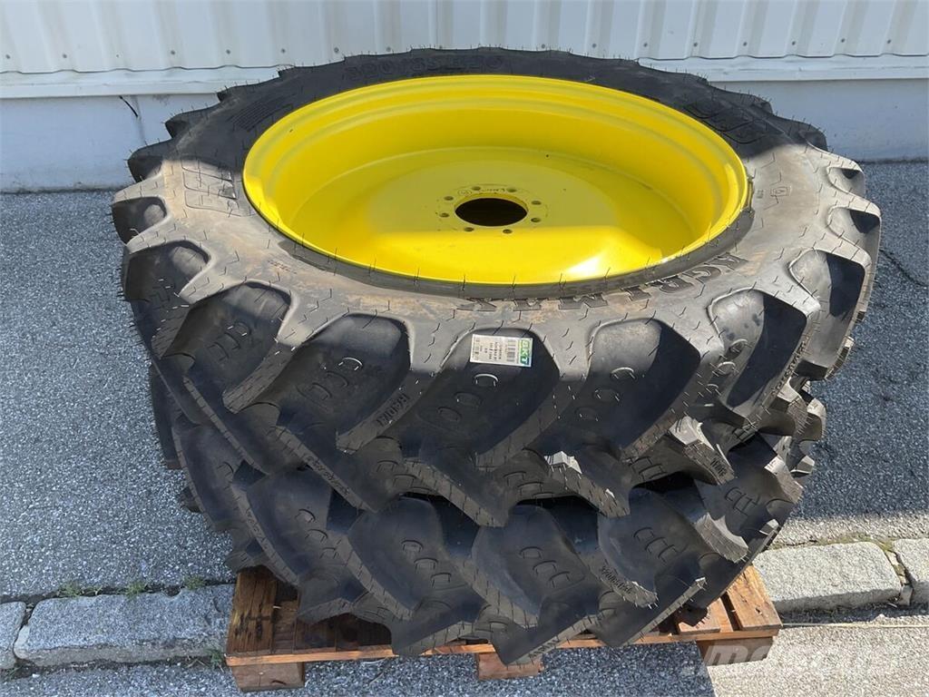 BKT 320/85R36 Tyres, wheels and rims