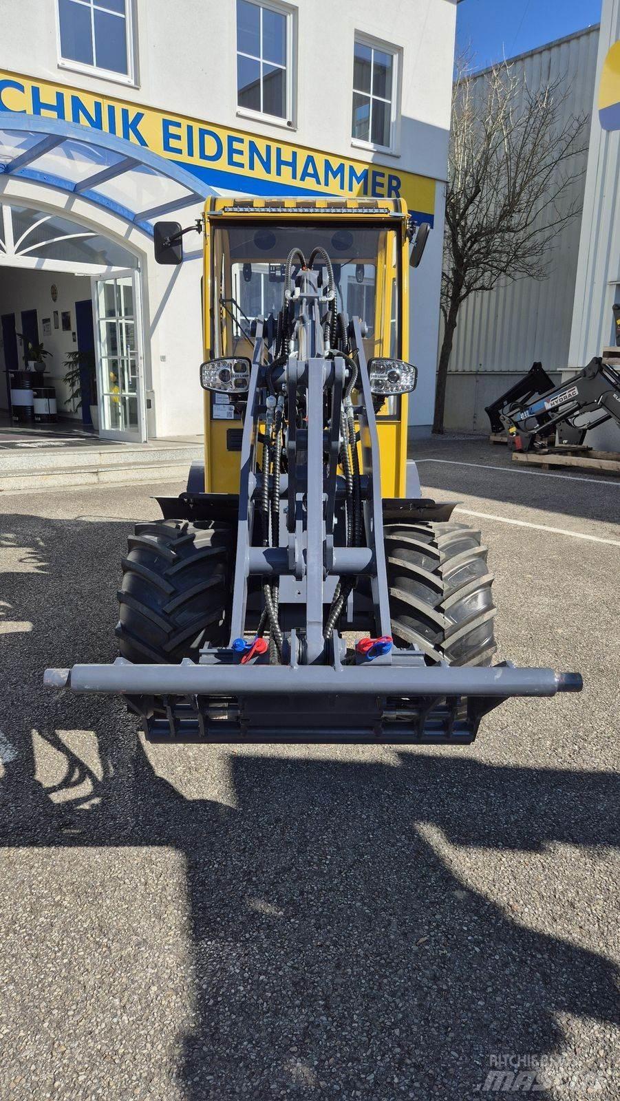 Eurotrac W12 s Front loaders and diggers