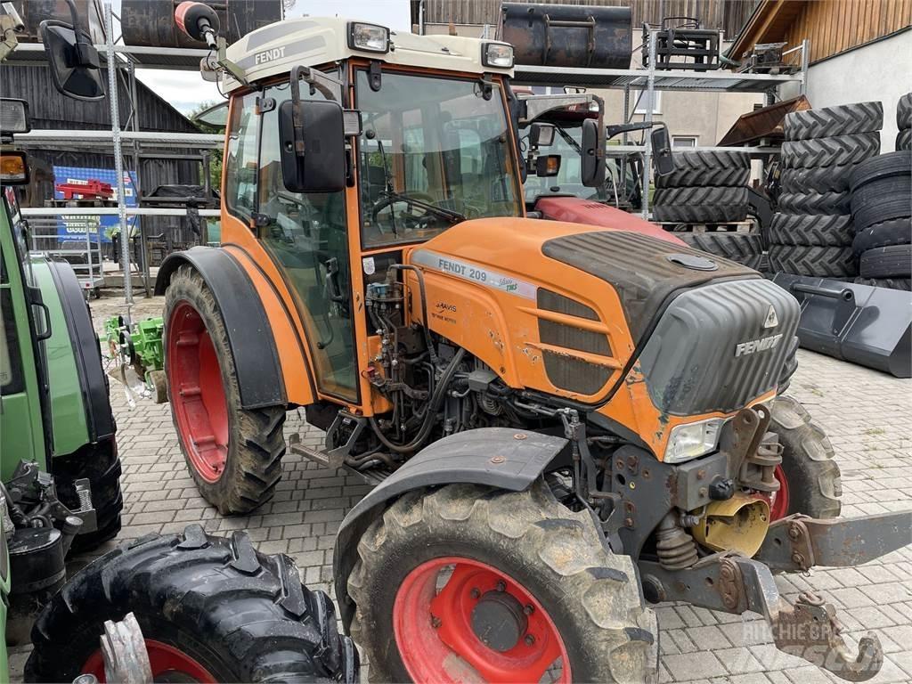 Fendt 209 Vario P Tractors