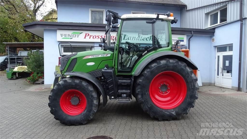 Fendt 312 Vario Tractors