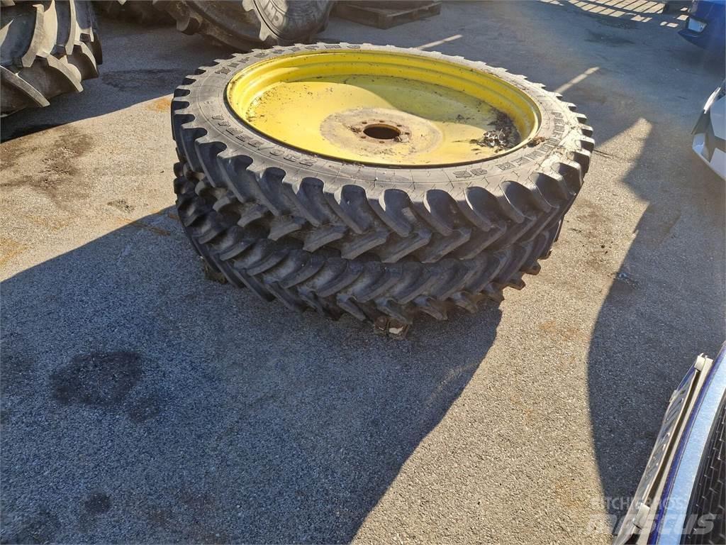 Firestone 230/95R44 Tyres, wheels and rims