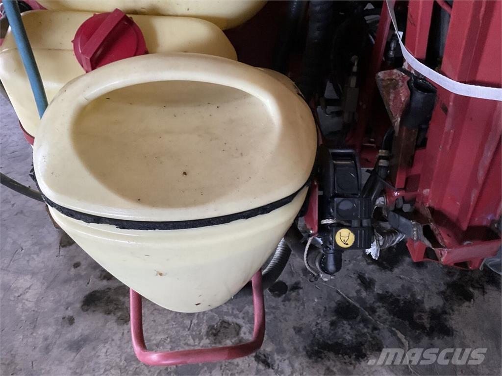 Hardi Master 1200 Trailed sprayers