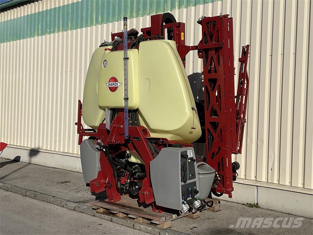 Hardi Mega 1500 Trailed sprayers