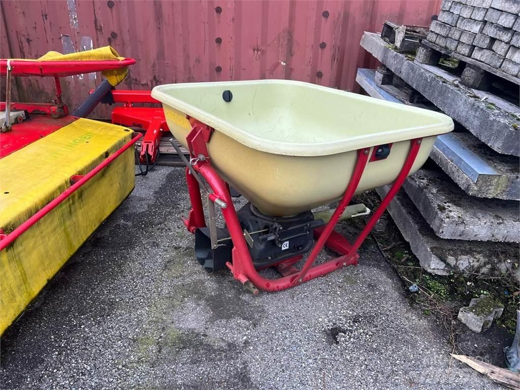  HEGER Pendelstreuer Other fertilizing machines and accessories