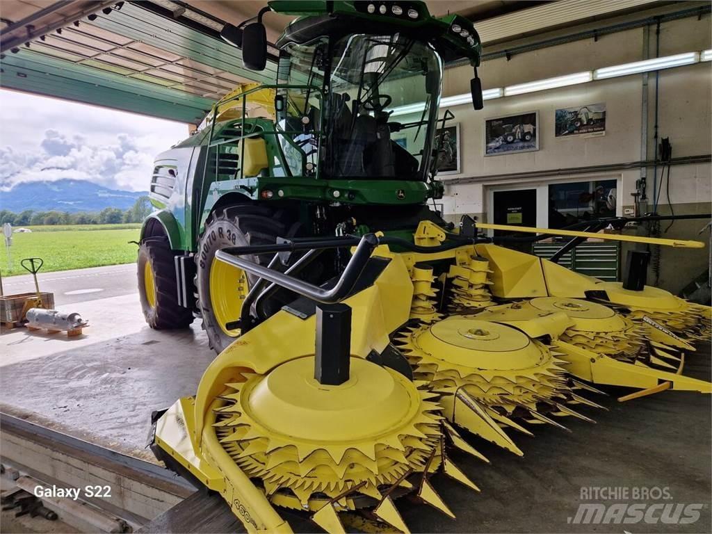 John Deere 8500 Forage harvesters