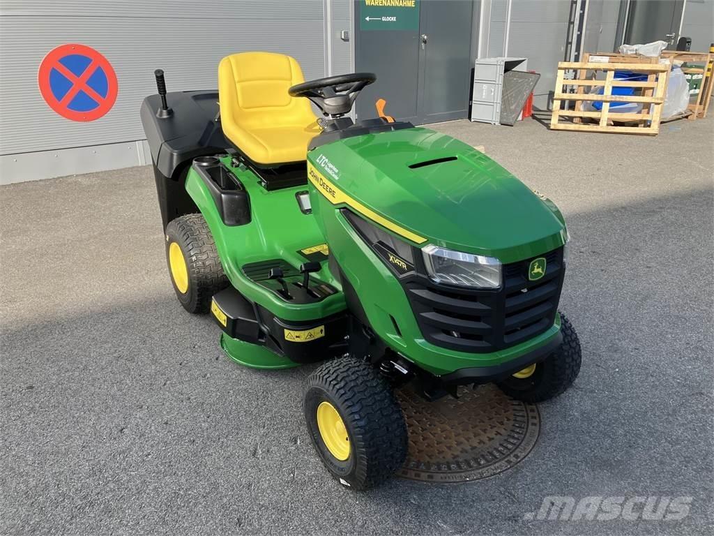 John Deere X 147R Other groundscare machines