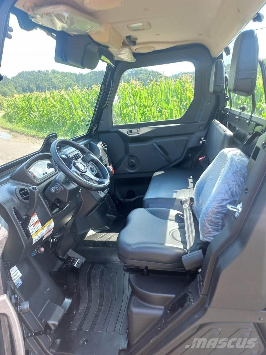 Kioti K9 Farm machinery